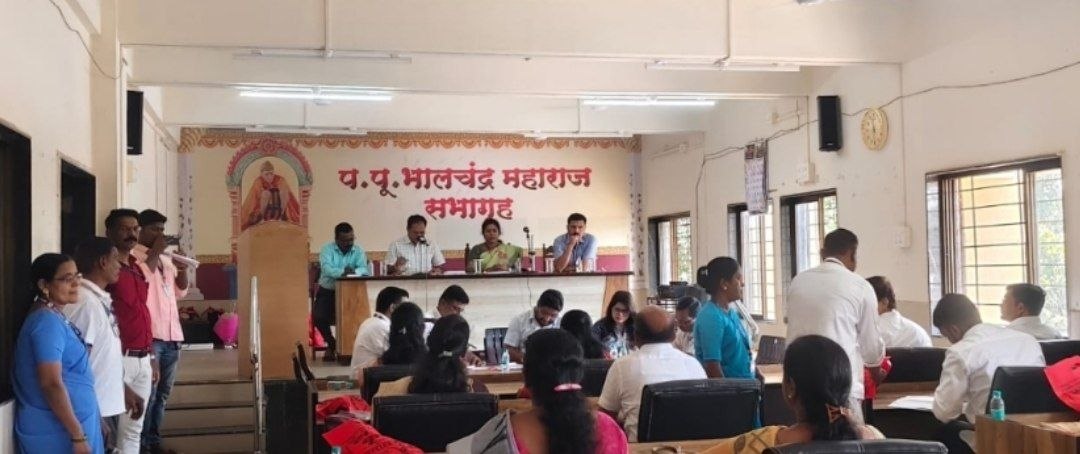 डीपीडीसी निधी 100 टक्के खर्च केल्याबद्दल पं. स. सदस्य बबलू सावंत यांनी मांडला पालकमंत्र्यांच्या अभिनंदनाचा ठराव