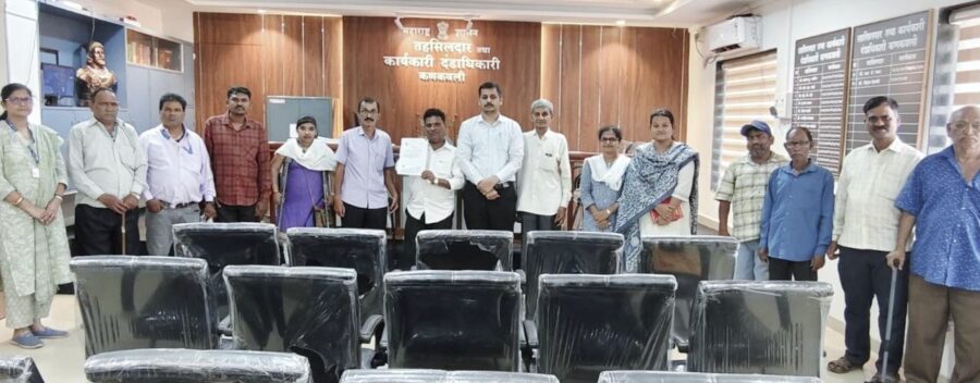 दिव्यांग व्यक्तींना आवश्यक सहकार्य मिळणार – तहसीलदार दीक्षांत देशपांडे