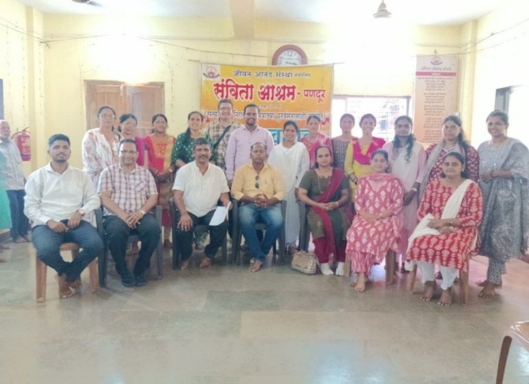 देवगड अध्यापक महाविद्यालयाकडून संविता आश्रमास मदत