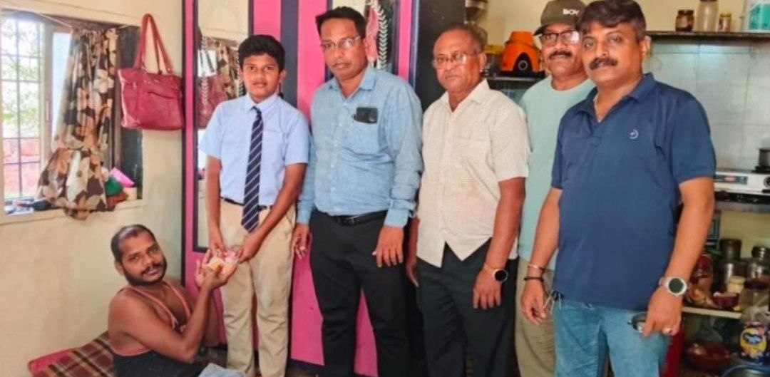 जायबंदी मजूर कामगाराला केली आर्थिक मदत