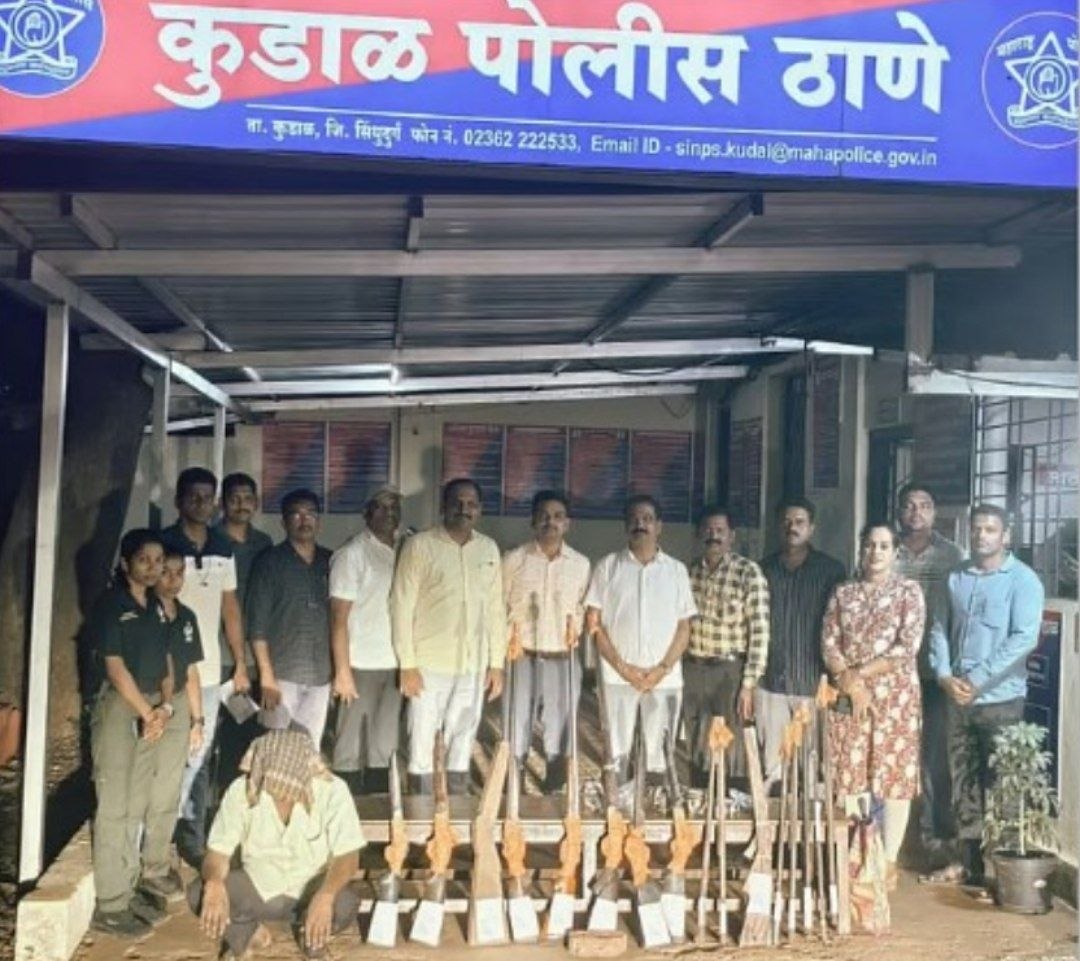 कुडाळमध्ये पोलिसांची मोठी कारवाई; सव्वा लाखाचा मुद्देमाल हस्तगत