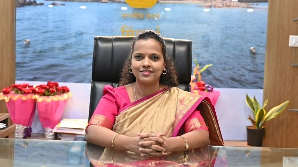 आंबा व काजू पिकांचे पंचनामे तातडीने पूर्ण करण्याचे जिल्हाधिकाऱ्यांचे निर्देश